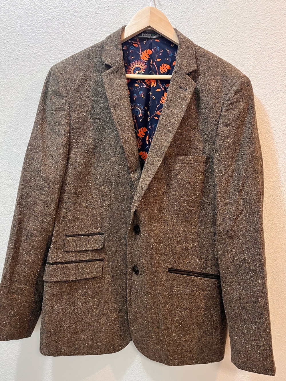 Paisley & Gray Brown Tweed Sport Coat with Navy Floral Lining